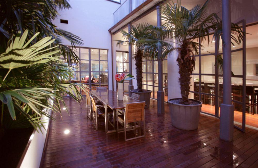 Hotel Townhouse 12